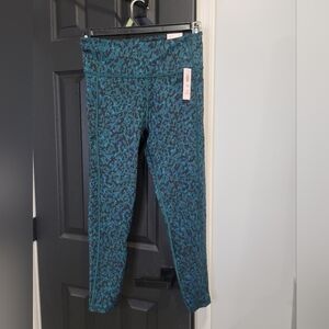 Victoria secret blue cheeta leggings medium short